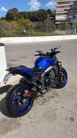 Yamaha MT-09 2024 Naked Azul/Negra