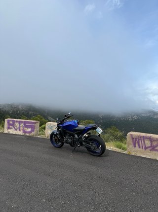 Yamaha MT-09 2024 Naked Azul/Negra