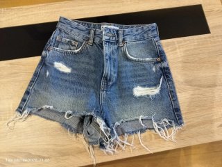 Shorts vaqueros Bershka rotos