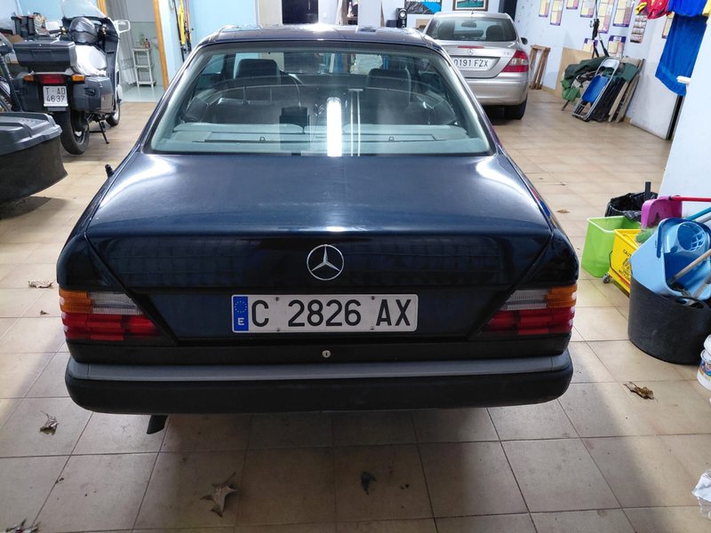Mercedes-Benz  230 CE Coupe 1988 histórico - foto 1