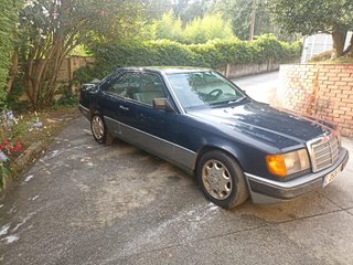Mercedes-Benz  230 CE Coupe 1988 histórico