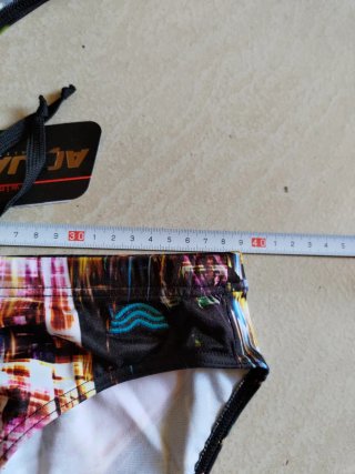 Costume Aquarapid tg. XL tessuto alta qualità