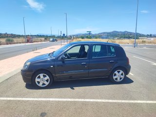 Renault Clio 2003