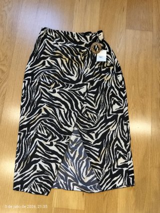 Falda larga estampada cebra