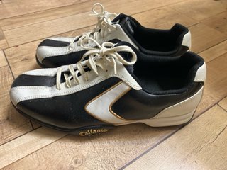 Callaway: Zapatos de golf blancos y negros