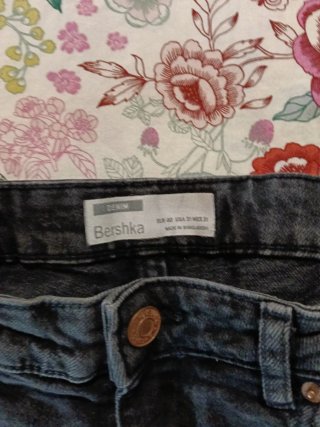 Bershka bermudas blancas niño Talla M