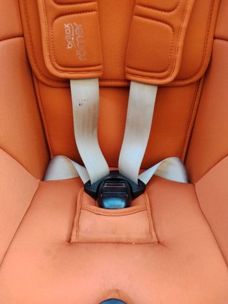 Britax Römer Dualfix Pro M Golden Cognac ISOFIX