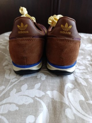 Adidas Bambas Marrones y Moradas