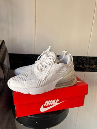 Nike Air Max 270