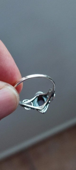 Anillo de Plata y Granate.