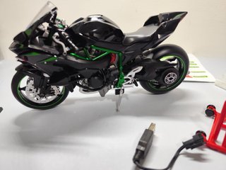 Kawasaki Ninja H2R 1:9 lega metallo 24cm