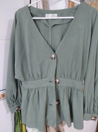 Blusa Zara Verde Caqui Talla XS