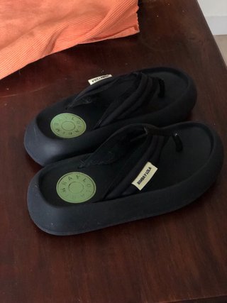 Sandalias Bimba y Lola Negras