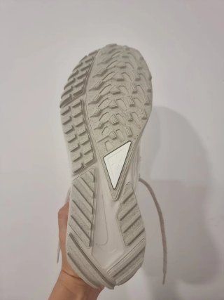 T41Nike React Pegasus Trail 4 blancas