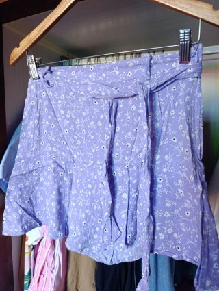 Falda pantalón Zara flores lilas