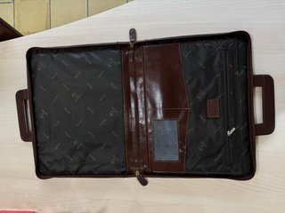 Portafolios de cuero Matties marrón