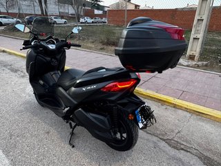 Yamaha Xmax 300 2022 Negra