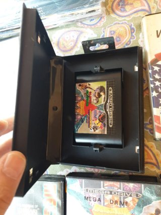Lote 4 Giochi Mega Drive: Sonic, World Cup, Shinobi