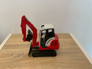 BRUDER Compactador + Dumper+ Excavadora