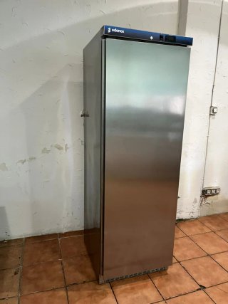 Nevera industrial Edenox 1 puerta