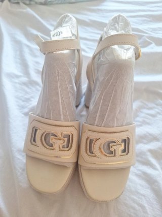Sandalias Guess Tacón Beige Talla 36