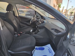 Peugeot 208 Peugeot 208 5P ACTIVE 1.4 HDi 68