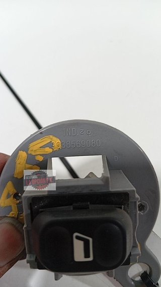 MANDO ELEVALUNAS TRASERO DERECHO Citroen Xsara Picasso (1999->)