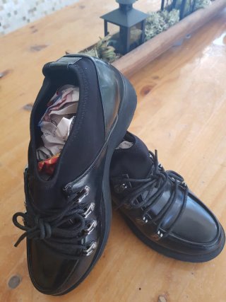 Zapatos negros