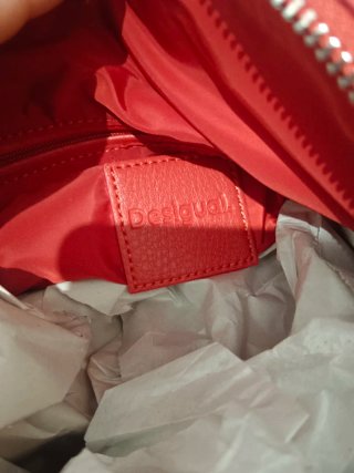 Bolso Desigual Rojo con Tachuelas