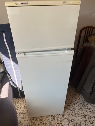 Nevera blanca Indesit