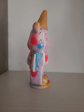 gelato bear pop art
