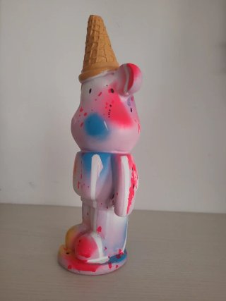 gelato bear pop art