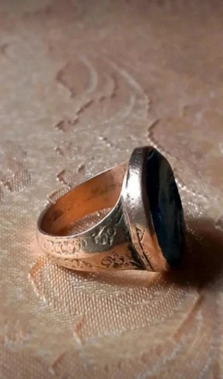 Anello sigillo afghano con testa di cavallo