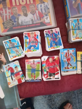 Lote Álbumes Adrenalyn Panini + regalo