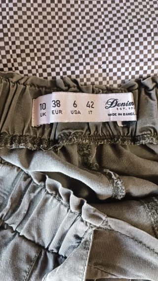 Pantalón corto verde t.38
