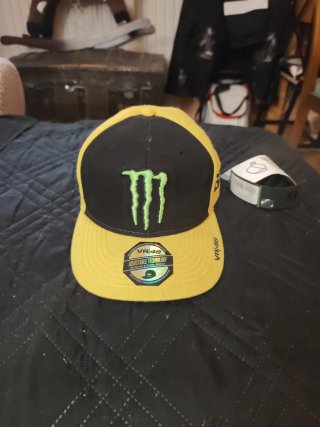 Gorra VALENTINO ROSI 46Negra y Amarilla