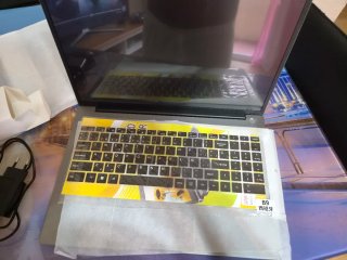 Portátil 16 16GB RAM 512GB SSD Gris