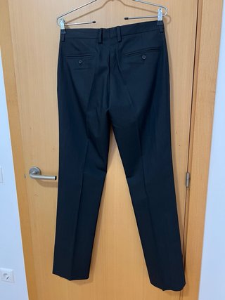 Traje Zara negro hombre