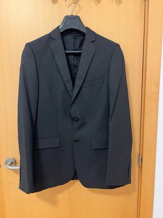 Traje Zara negro hombre