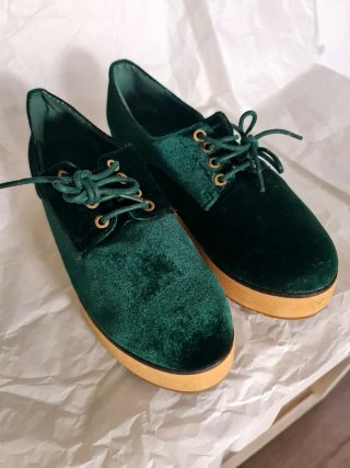 Zapatos de plataforma de terciopelo