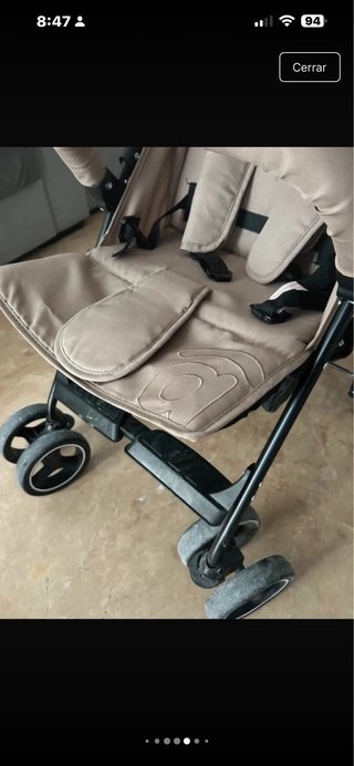 Silla de paseo ligera color beige