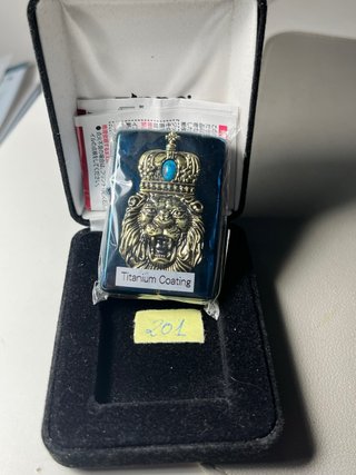 Zippo Monarch Lion Turquesa