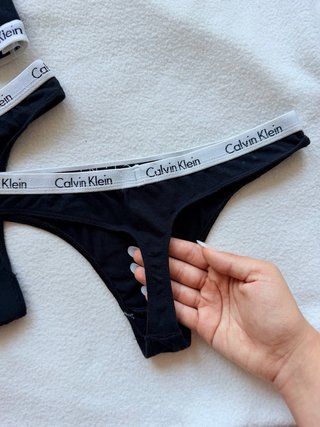 Set Calvin Klein reggiseno e perizoma neri