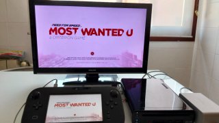 Nintendo Wii U Negra con 8 juegos