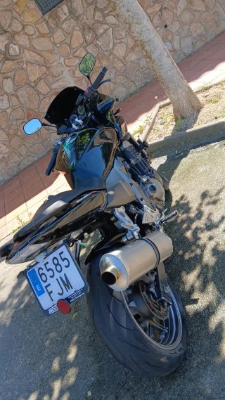 Kawasaki Z750s  2006 Negra