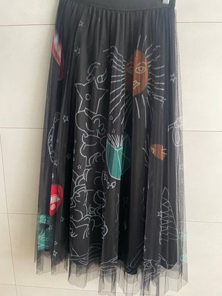 Falda tul negra estampada talla única