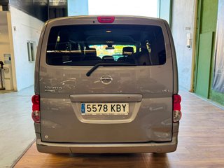 Nissan NV200 pequeña furgoneta 7 plazas