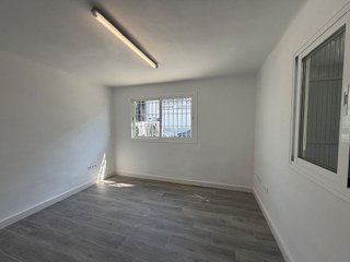 Nave industrial en alquiler en Polígonos - Recinto Ferial Cortijo de Torres en Málaga