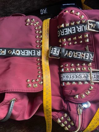 Mochila Desigual con tachuelas