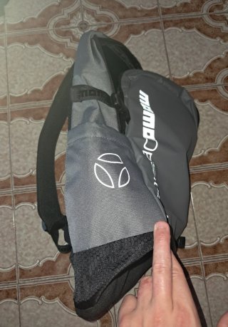 Zaino Momo Design + Pochette Grigio Nero